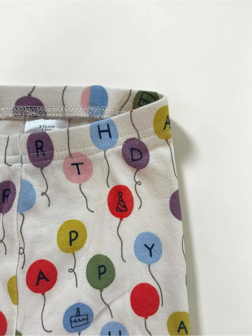 GAP VGUC Colorful Organic Cotton Happy Birthday Balloon Print Pajama Set